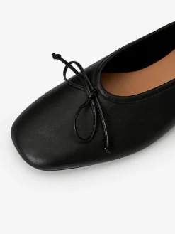 Ballerinaskor I Läder