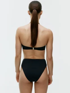 Bikinitrosor Med Hög Midja