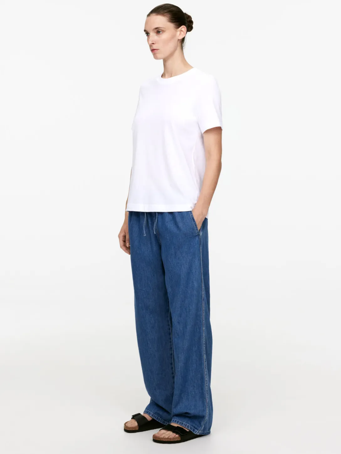 Denimbyxa Med Dragsko