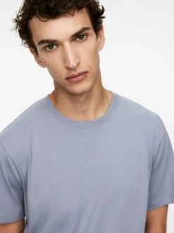 Lightweight T-shirt