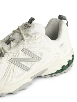 New Balance 610 Sneakers