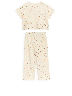 Pyjamasset I Trikå