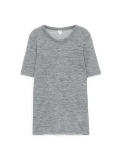 Ribbad T-shirt I Ull
