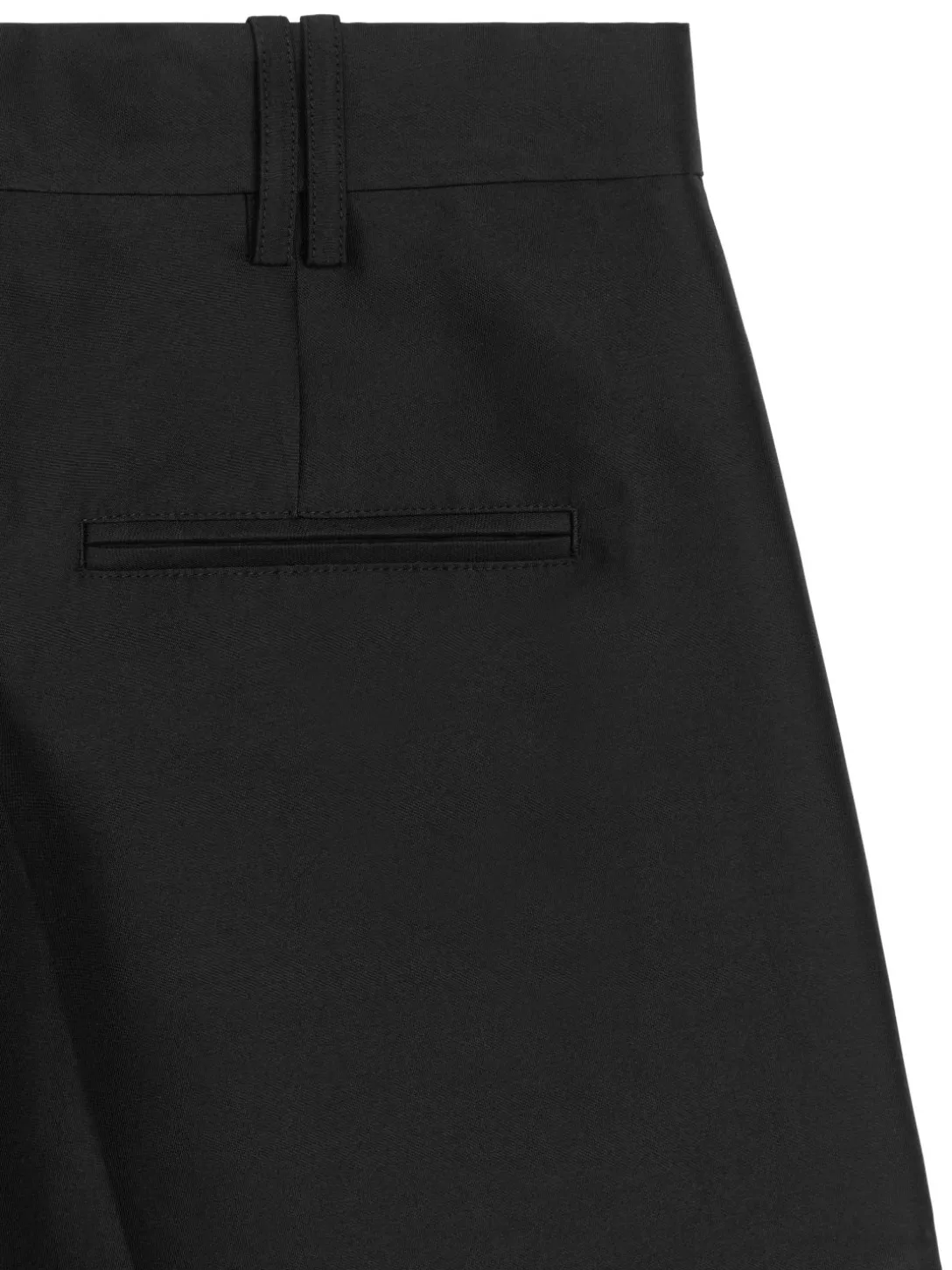 Skulpturala Shorts