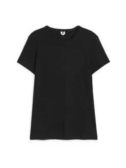 T-shirt Med Figurnära Passform