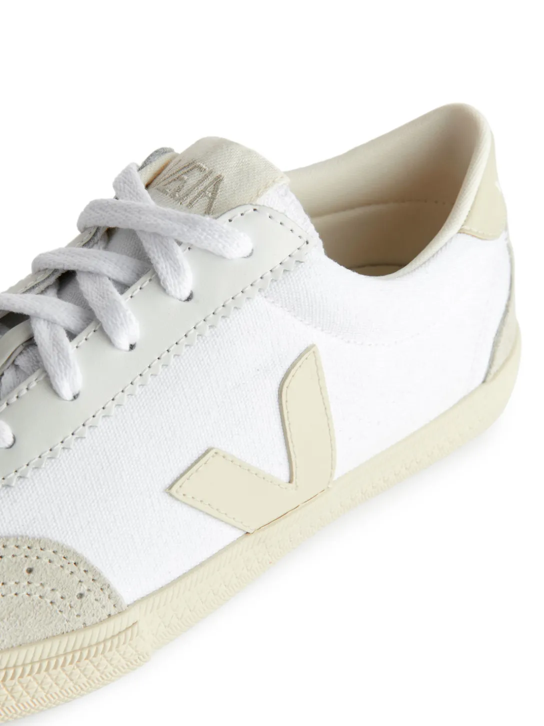 Veja Volley Sneakers