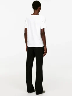 V-ringad T-shirt