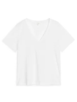 V-ringad T-shirt