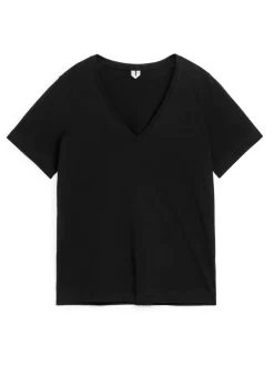 V-ringad T-shirt